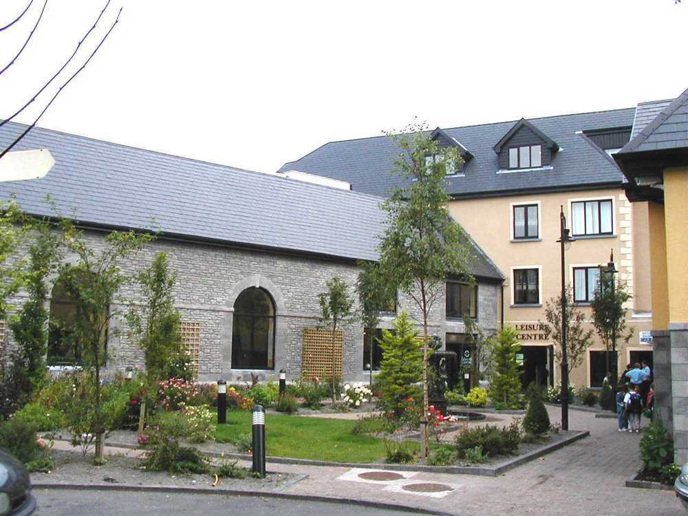 Castlecourt Hotel, Spa & Leisure Westport Servis gambar