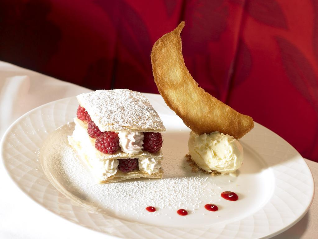 Castlecourt Hotel, Spa & Leisure Westport Bilik gambar