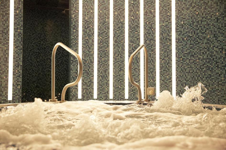 Castlecourt Hotel, Spa & Leisure Westport Luaran gambar
